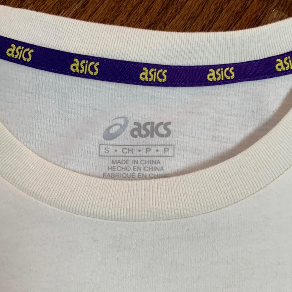 ASICS tshirt - Picture 2 of 5